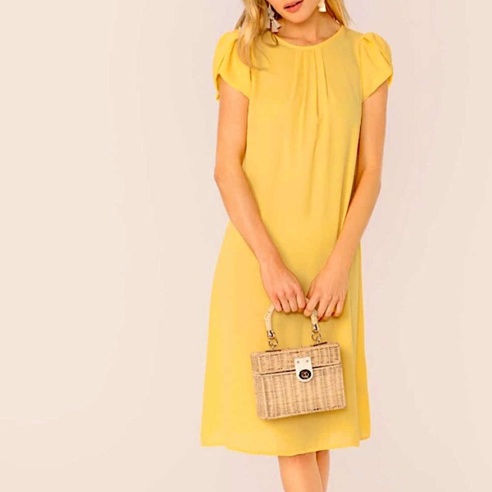 Yellow Dress 🌷